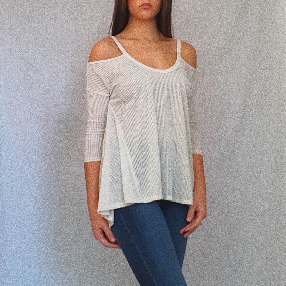 OPEN SHOULDER HIGH / LOW TOP